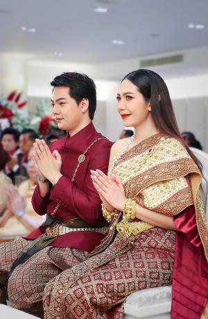 ชุดไทยเจ้าสาว ชุดไทยจักรพรรดิ์ เช่าที่แบมบี้ เวดดิ้ง ห้วยขวาง
